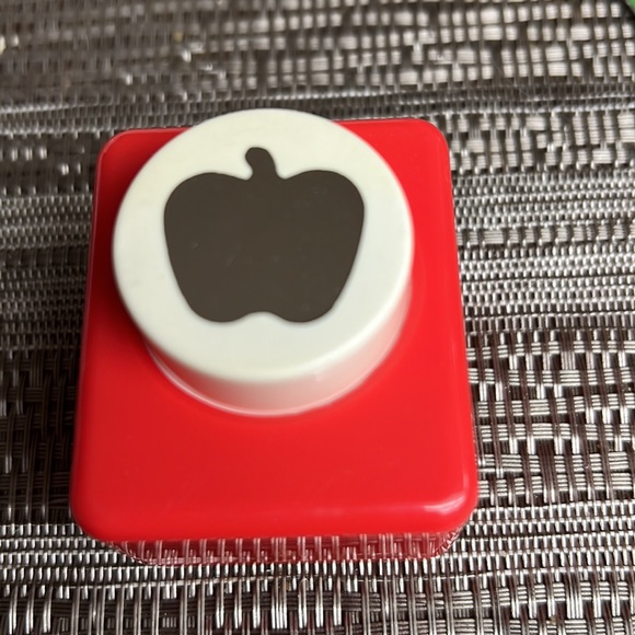 Set of 3 random paper punches - Picture 2 of 8